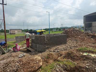 Boundary wall &  labours quater