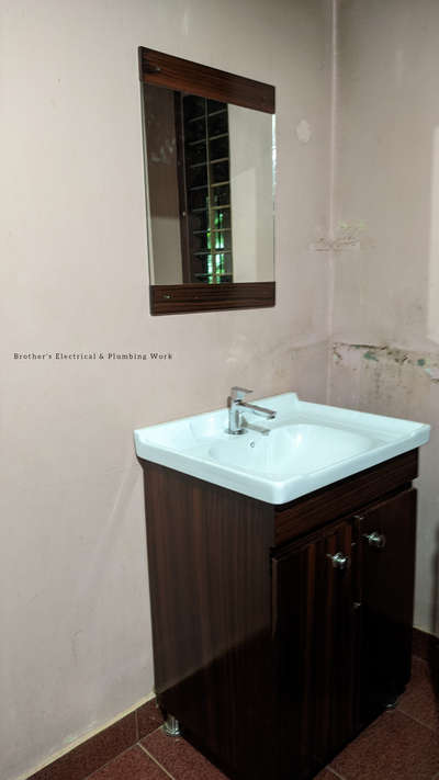 വീണ്ടും മറ്റൊരു site ൽ ഒന്നുകൂടി fit ചെയ്തു #Plumbing  #Plumber  #washbasin  #basin  #washbasinDesig