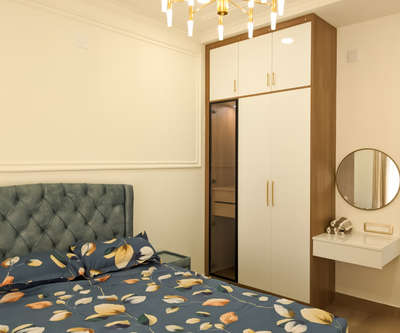 An elagent bedroom ✨
 #bedroom #BedroomDesigns #WardrobeDesigns  #BedroomDecor  #WardrobeIdeas  #3DoorWardrobe  #DressingTable  #MasterBedroom