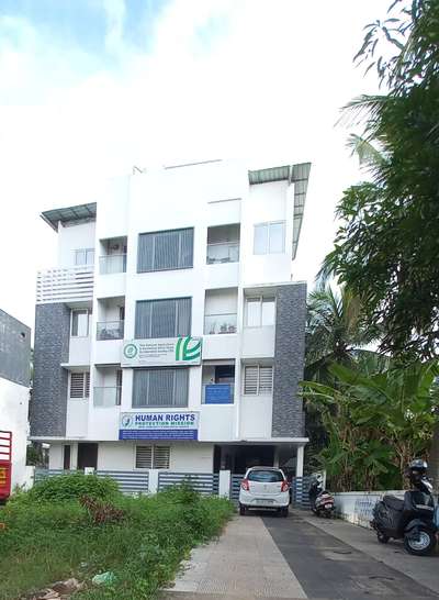 G+2 Apartment building
Total Area - 6000 Sqft
Location- Kathrikadavu - Thammanam Road
Design & construction- BC Group Designers and Contractors 


 #HouseConstruction #apartmentdesign #apartmentconstruction #commercial_building