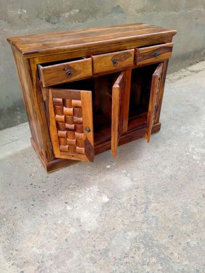 SOLID WOOD FURNITURE