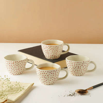 Bohemia Red Polka Dot Essence Drinkware
#homedecor#cups#interior#serveware#ceramic #decorshopping