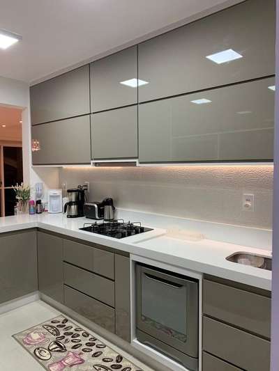 morden modular kitchen design in affordable price 
.
.
.
.
.
.
.
 #ModularKitchen  #MovableWardrobe  #modularkitchenkerala  #modularkitchenearme #modularkitchenworks