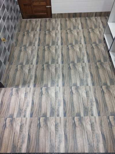 600*600 wooden tile