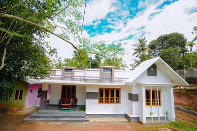 Finished#Idukki#
INTERIOR::-WHYTAL GYPSUM PLASTRING 
EXTERIOR::-WHYTAL ULTRA PLASTRING