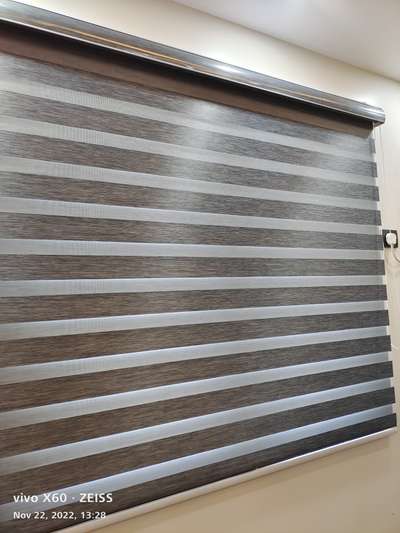 blinds 
#WindowBlinds #blindsmanfacture #zebra_blinds #rollerblinds #InteriorDesigner #WallDecors #dlf #gurgaon #gurgaondesigner