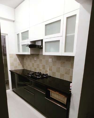 #ModularKitchen  #KitchenCabinet  #WoodenKitchen  #KitchenInterior  #InteriorDesigner  #interriordesign