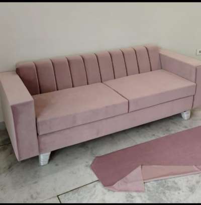 *Beautiful light pink Beauty sofa*
call 8700322846