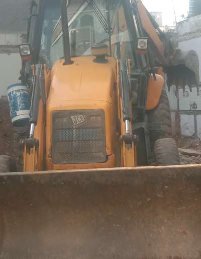 *jcb*
jcb 1000 par har charges minimum 3 hours charges and 1day 5000+digel