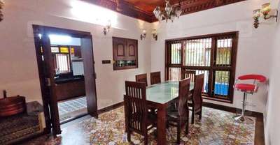 നടൻ ഹരീഷ് കണാരന്റെ ചിരിവീടിന്റെ രഹസ്യം!
Pc : Manoramaveedu #celebrityhome  #KeralaStyleHouse  #TraditionalHouse #luxuryhomedecore  #MasterBedroom #LivingroomDesigns
