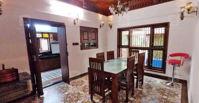 നടൻ ഹരീഷ് കണാരന്റെ ചിരിവീടിന്റെ രഹസ്യം!
Pc : Manoramaveedu #celebrityhome  #KeralaStyleHouse  #TraditionalHouse #luxuryhomedecore  #MasterBedroom #LivingroomDesigns