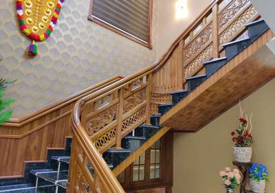 #StaircaseDesigns #WoodenStaircase
 #TraditionalHouse