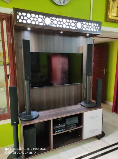 TV unit multi
wood