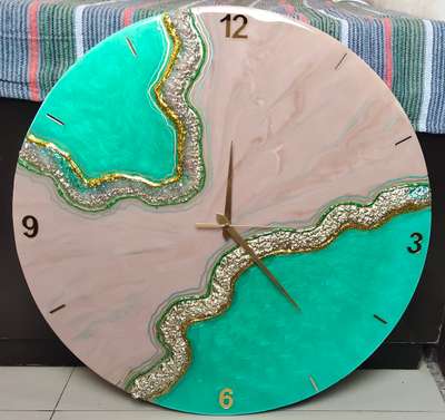 Resin geode  clock 24 inch #resin  #clocks  #clockwork