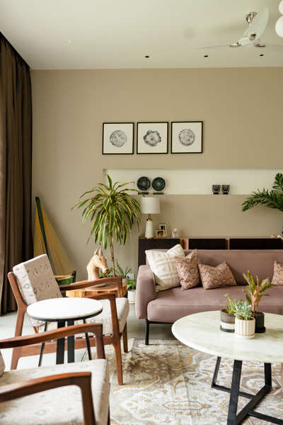 This residence we completed in 2023 for our client in aligarh. It is 3,500 sqft multi-generational home, it was a renovation project which took 1.5 years to complete. The basic feels of the house is earthy, warm and functional according to the daily needs of the residents.