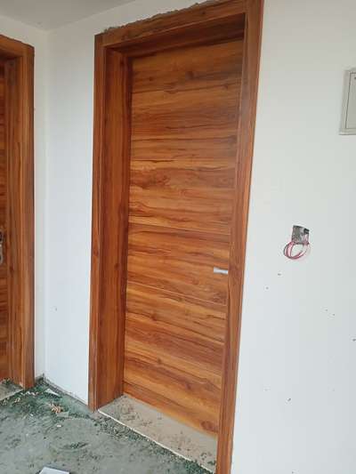 filash door