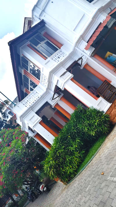 #school  #oldbuildings  #WallPainting