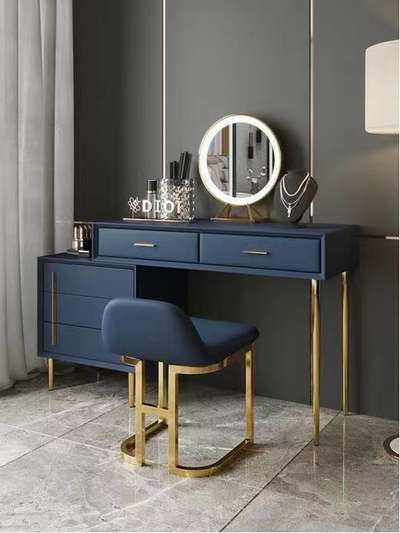 Modern Vanity table for exquisite beauty and lifestyle.
DM for more details.
#vanitytable #vanitycounter #vanitydesigns #HomeDecor #InteriorDesigner