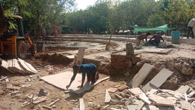 10 karigar 10helper
tiles, kota, dolpuri, pattar,setting carpenter
only dihadi par 
Mobile number 9979337566