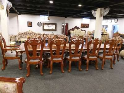 12 seat dining
wood mahogany 
size  12 x 4 feet
price MRP  319000/-
