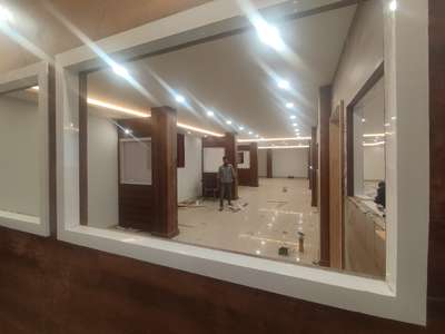 300 sheet ply & mica 
800 square feet glass 
25 days 
day and night work
8848125586
perambra  
arredamento interior design 
 #InteriorDesigner #KitchenInterior #Architectural&Interior #LUXURY_INTERIOR #instahome