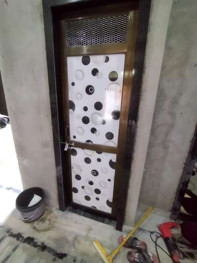*Silver Aluminium door *
silver Aluminium pipe door with Mosquito net and Grill
