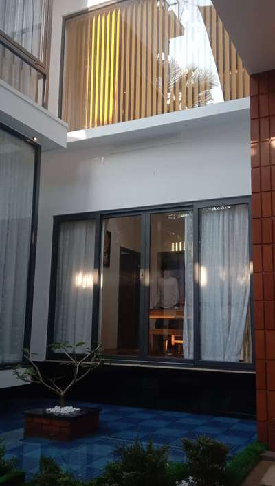 Completed Residential Project Calicut
#SlidingWindows #SlidingDoors #slidingfolding #fixedwindow #AluminiumWindows #aluminiumdoors #hosten_aluminium_system #architecturedesigns #Architectural&Interior