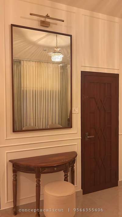 Wooden Framed Mirror -  customised to client requirements

#mirrorunit #woodenframe  #framedmirror