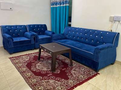 #Modern and well done furnishing work.
मॉडर्न और अच्छी तरह से किया गया फर्निशिंग वर्क।