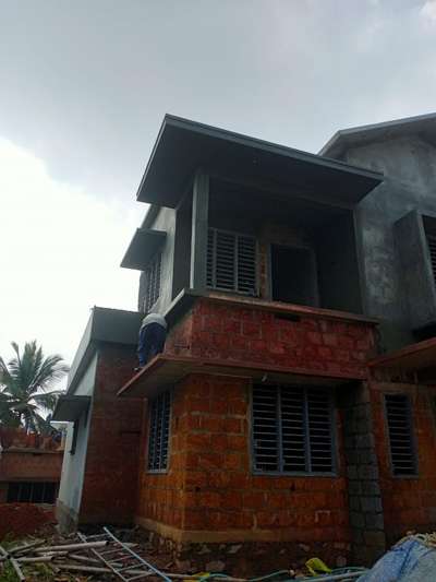 plastering work on ongoing 
 #plastering  #Wayanad  #kalpetta  #Ongoing_project  #1800sqftHouse  #1000SqftHouse  #1500sqftHouse  #FloorPlans  #KeralaStyleHouse