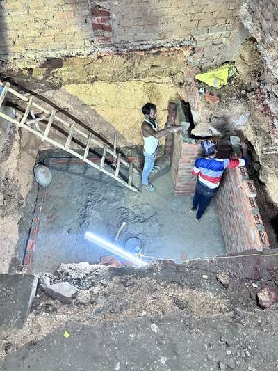 Building water tank civil work