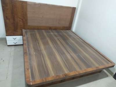 hydraulic bed