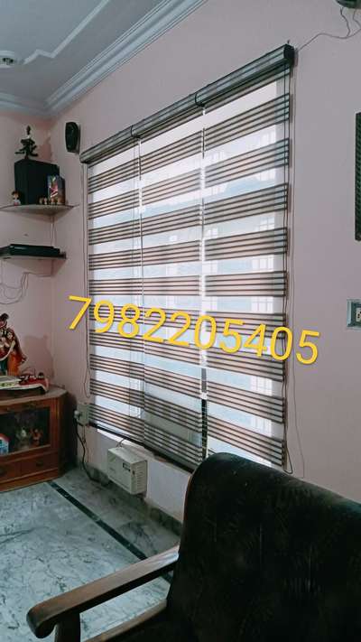 *RR window line service*
all type window premium qualit roller blind roman blind zabra blind penal blind customise roller blind customise Zebrab blind  7982205405