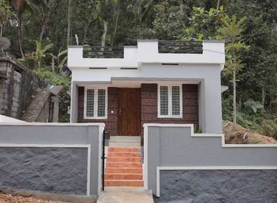 *Budget home construction *
ബജറ്റിൽ ഒതുങ്ങുന്ന നിരക്കിൽ വീടുകൾ നിർമിക്കാം.