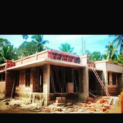 Vengad, Malappuram
Structure workers
#kuttippuram_vibes #construction #keralahomes #ponnani #tirur #kottakkal #malappuram