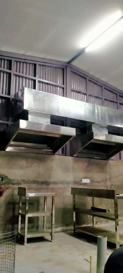 kitchen hood instalation