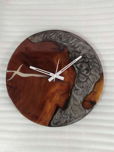 Epoxy resin clock