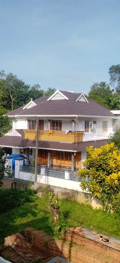 9605866595.ഓട് വർക്ക്‌. കോഫി ബ്രൗൺ കളർ പെയിന്റ്