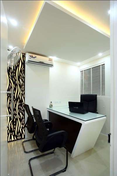 completed office project 
@ Kozhikode
call now 8089020103
more details
www.capellinprojects.com
#InteriorDesigner #TexturePainting #OfficeRoom #officeblind #Architect #InteriorDesigner