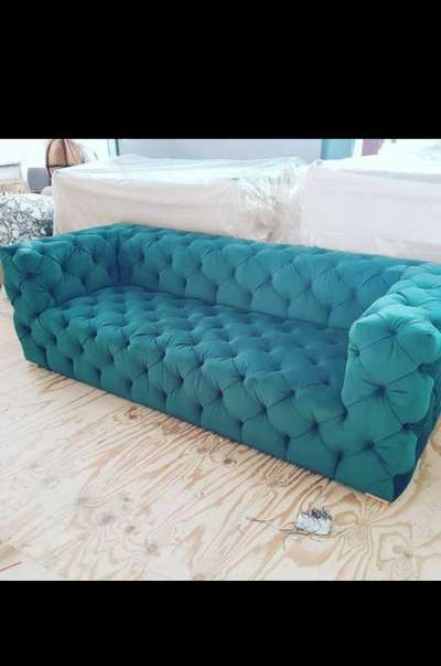 Quilting sofa repair service contract number is 9958064011. Name is Naved