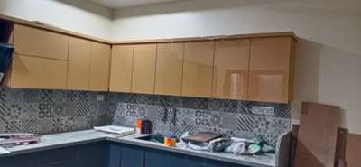 *modular kitchen*
acrylic finish modular kitchen big Tandon box