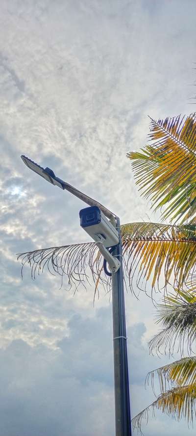 surveillance camera with housing.