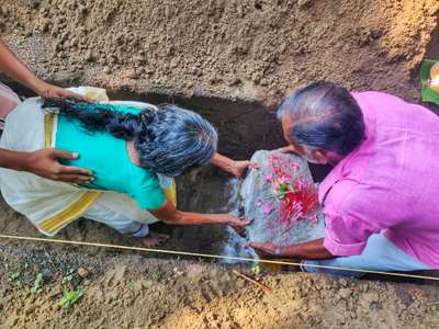 stone ceremony....
 #HouseDesigns  #HouseConstruction  #constructionsite  #HouseRenovation  #constructioncompany  #kerala_constructions  #30LakhHouse  #keralastyle  #keralahomedesignz  #ContemporaryHouse  #CivilContractor  #civilconstruction  #Architect  #5centPlot  #architecturedesigns  #Structural_Drawing  #Architectural&Interior  #exterior_Work  #best_architect  #Architectural_Drawings  #BestBuildersInKerala  #kolofolowers