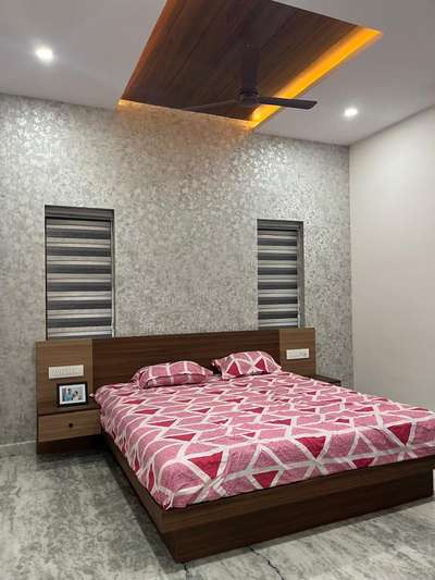 #BedroomDecor  #masterbedroomdesinger  #FalseCeiling  #WoodenCeiling  #bedcoat