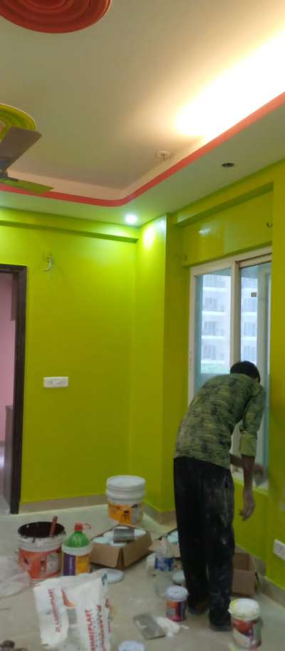 hamare yahan har tarah ke kam kiye jaate Hain pop polish paint deco natural vagaira vagaira interior ke sare kam ki jaati hai