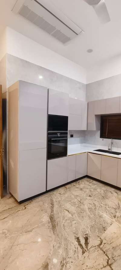 #KitchenCabinet  #KitchenIdeas  #ModularKitchen  #LShapeKitchen