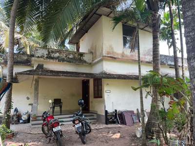 Breathing new life into an old home !!!.... 
Stepping into our next project - Renovation of this 20 years old tired residence at Beypore , Calicut, India.
.
.

.
.
#renovation #renovationproject #Renovated #renovationideas #renovating #Renovationwork