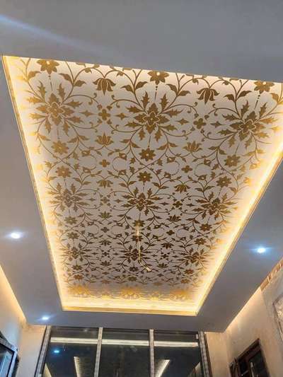 # false ceiling gold leaf
