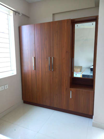 wardrobe works
all details contact
9995781180
9995691180