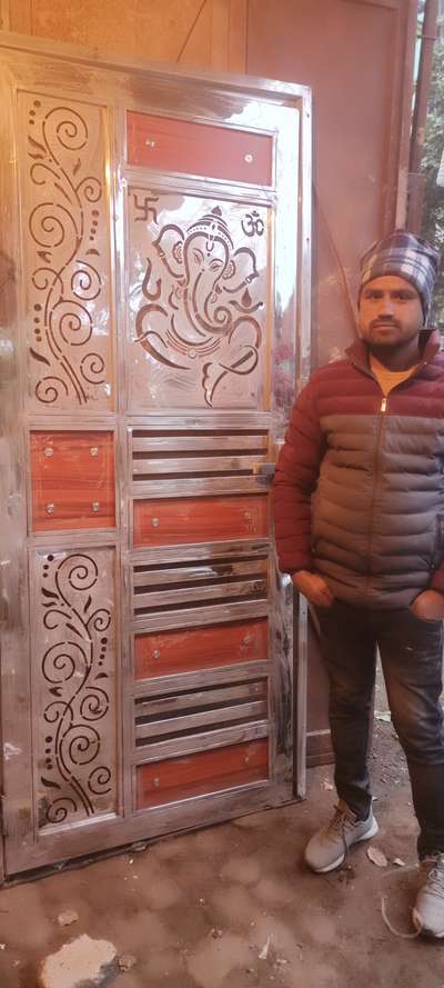 steel gate 304 
9899950041